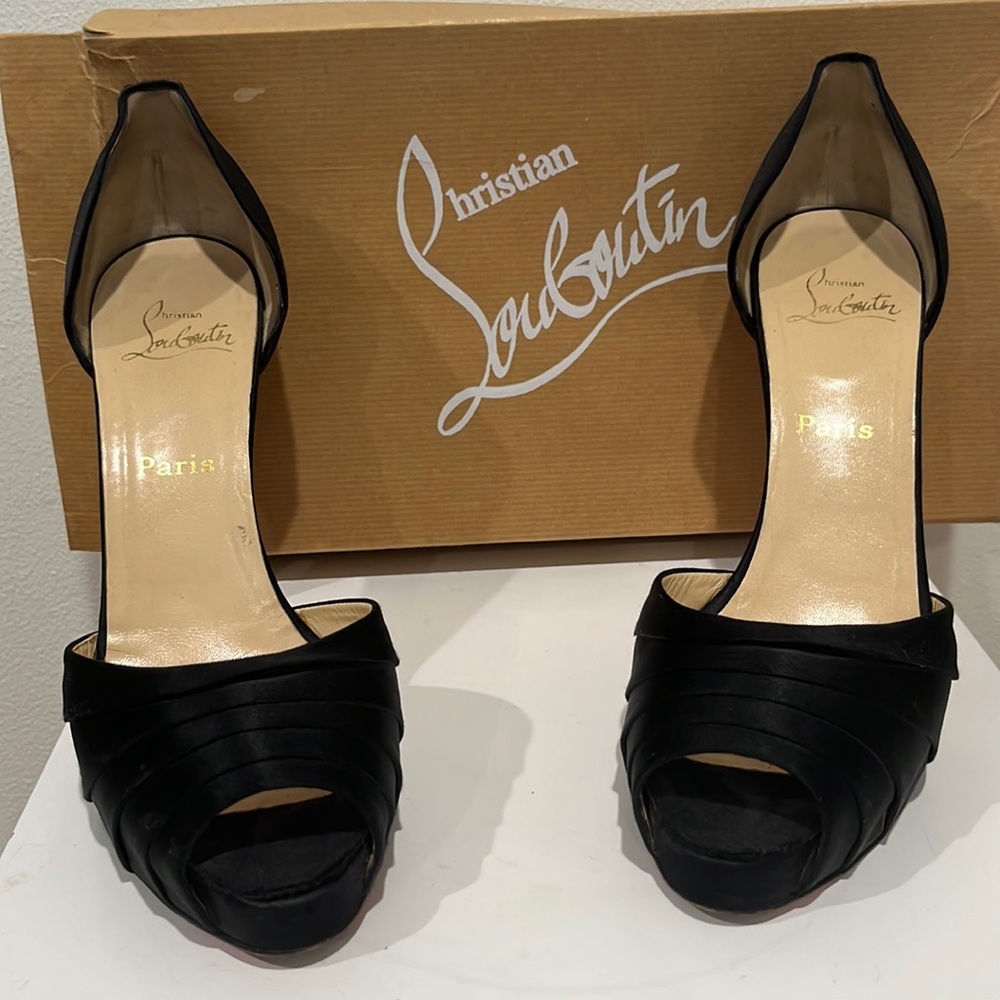 Christian Louboutin Armadillo 120 crepe satin